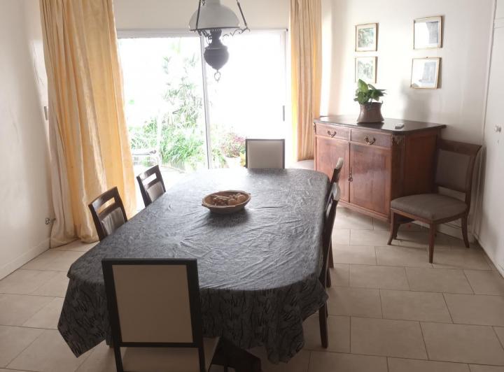 6 Amb para 7 Pers. Amoblado, entrada indep, amplio patio y jardín, 154 m2 cub. 5