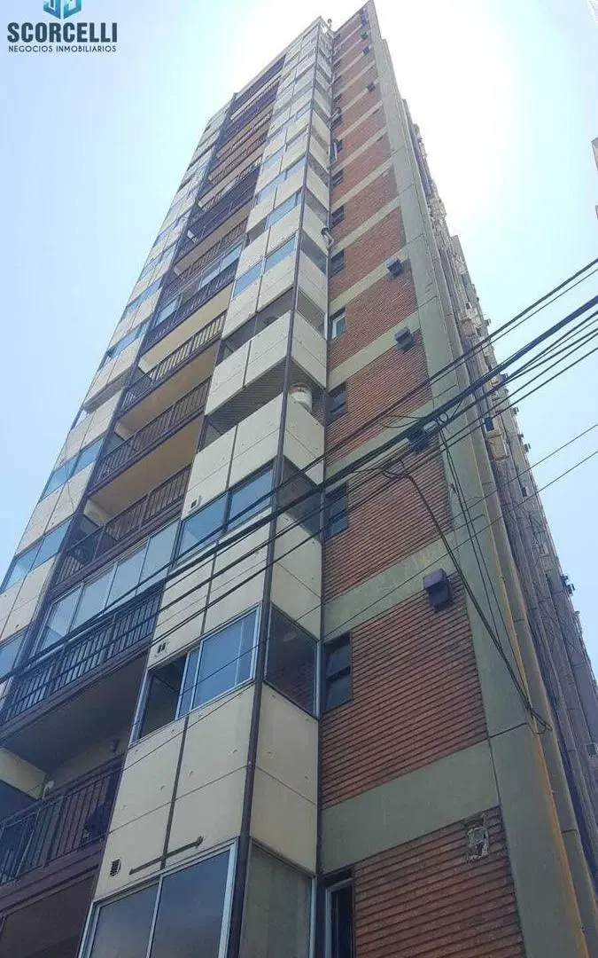 EXCELENTE 2 Amb en piso alto / Vista abierta a la ciudad, Super luminoso!! 3