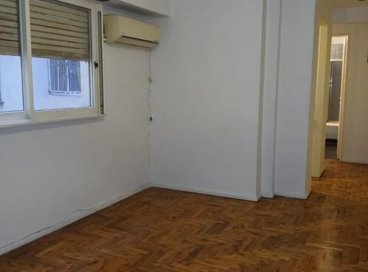 Cómodo dos ambientes. Apto profesional. 4