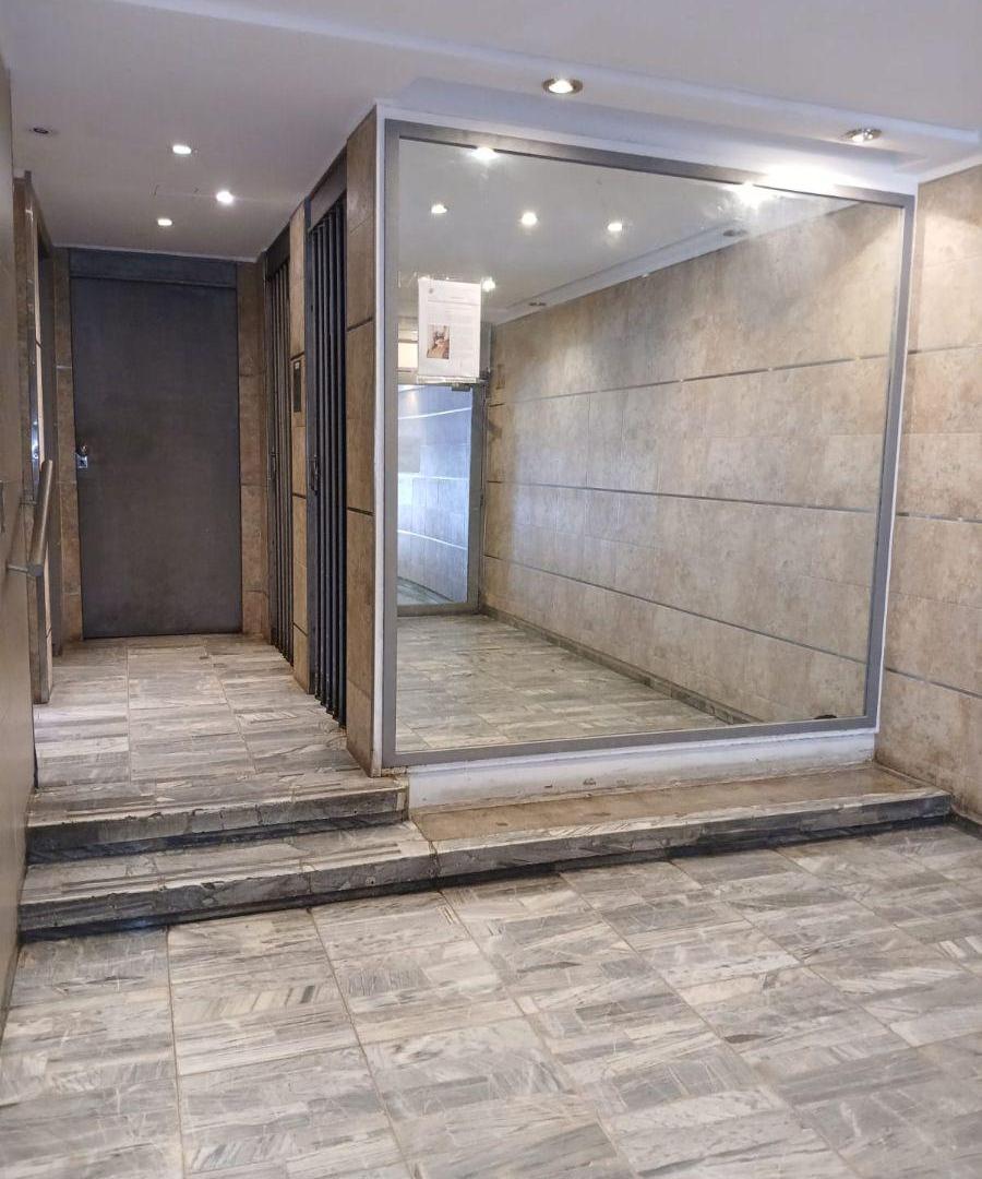 Foto de Departamento de 3 ambientes con dependencia, imagen 2