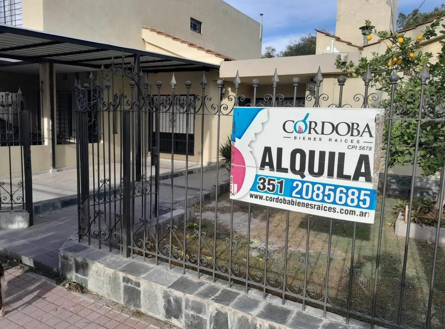 Casa en Alquiler en B° Marques de Sobremonte 4