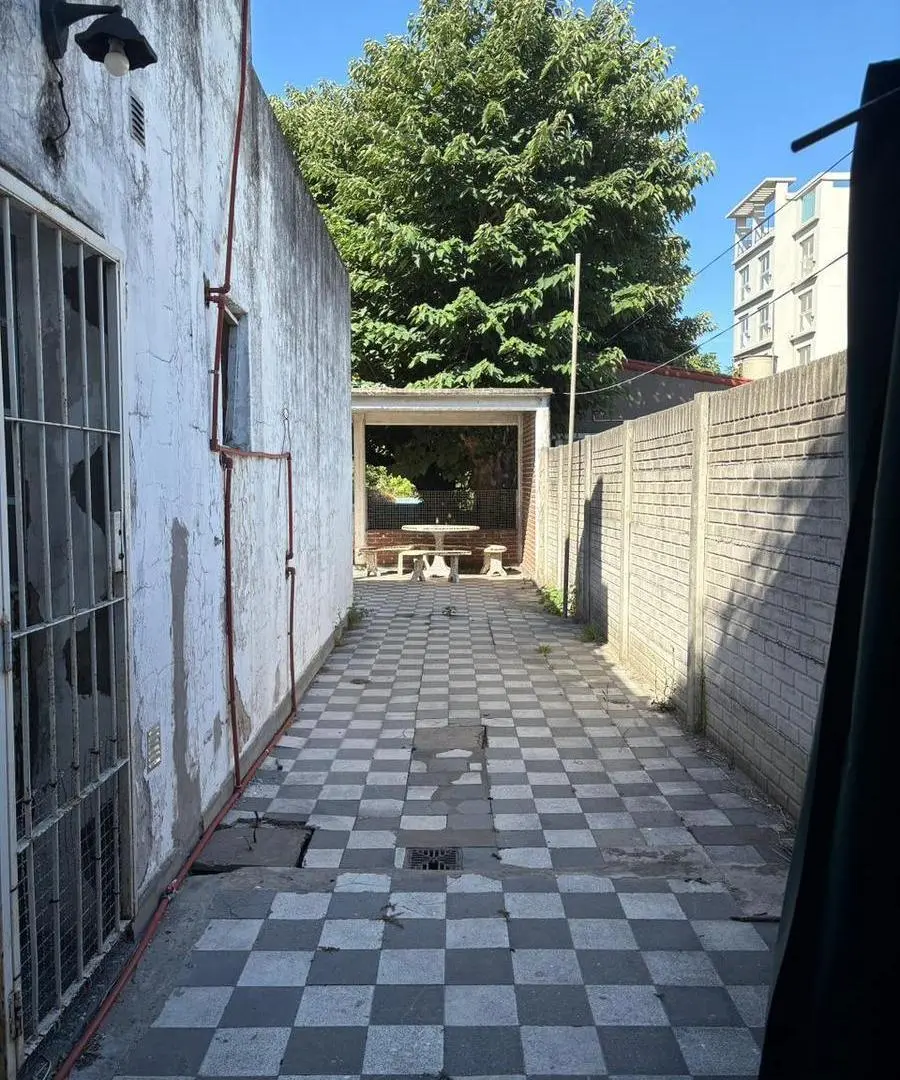 Venta Casa con Pileta 4