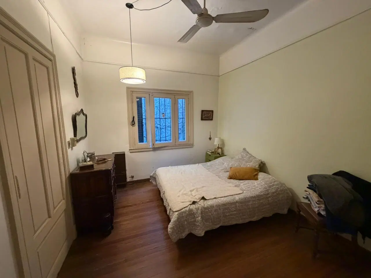 Excelente chalet en Bernal Centro 2