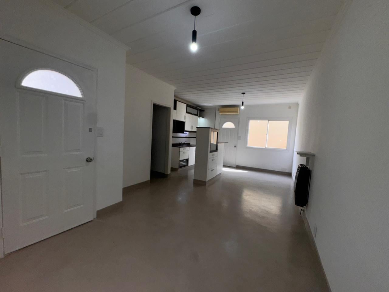 Foto de Dúplex 4 Ambientes con Cochera en Barrio Privado Aires de Quilmes I, imagen 3