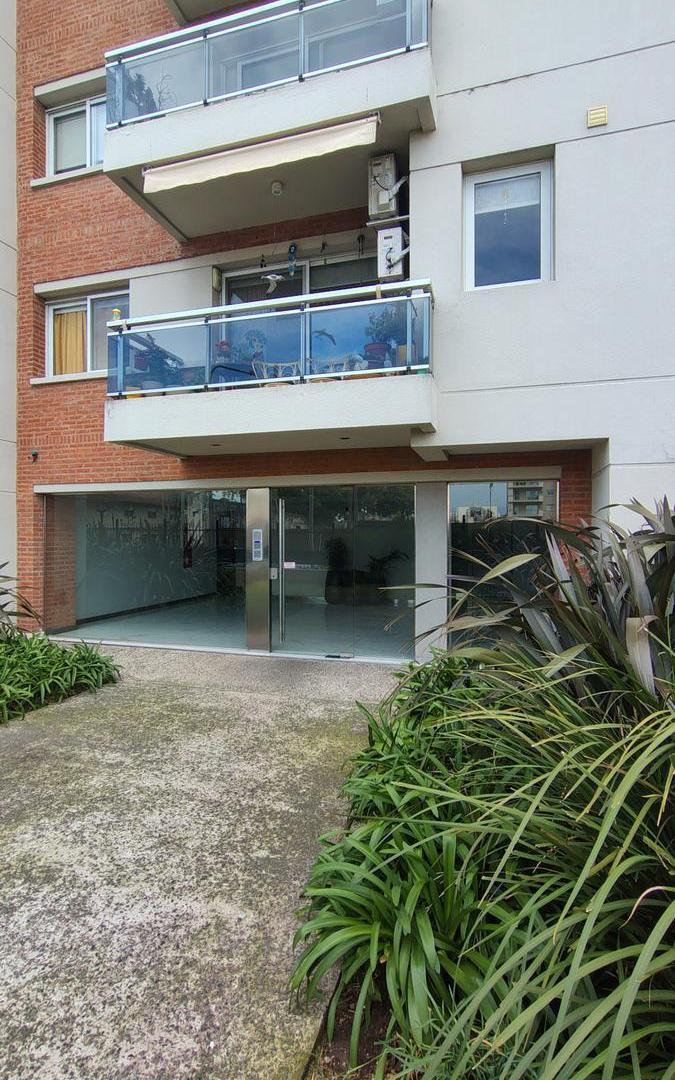 Exclusivo 3 Ambientes con Cochera en Condominio Cerrado – Barrio Parque Bernal