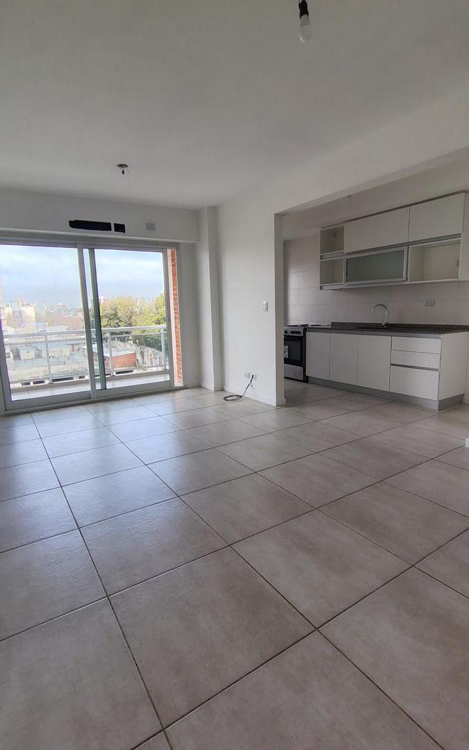 Foto de Exclusivo 3 Ambientes con Cochera en Condominio Cerrado – Barrio Parque, imagen 3