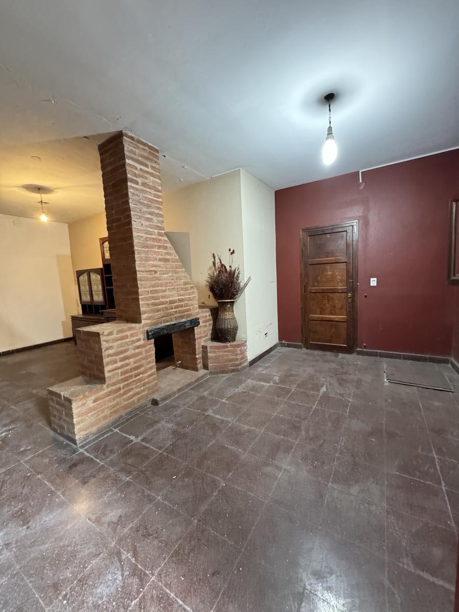 Casa en Venta San Juan 2000 - a 5 Cuadras de Av Mitre 3