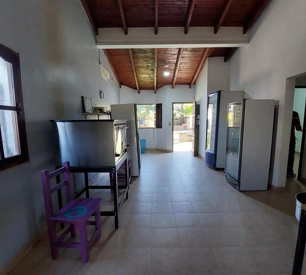 Casa en venta Yerba Buena 3 dormitorios y jardin - Excelente zona 5