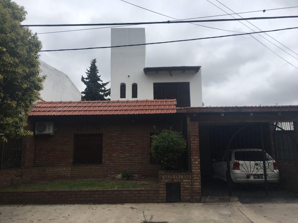 Foto de VENDO - CASA 3 DORMITORIOS - GRAN ZONA - APTO CREDITO, imagen 2