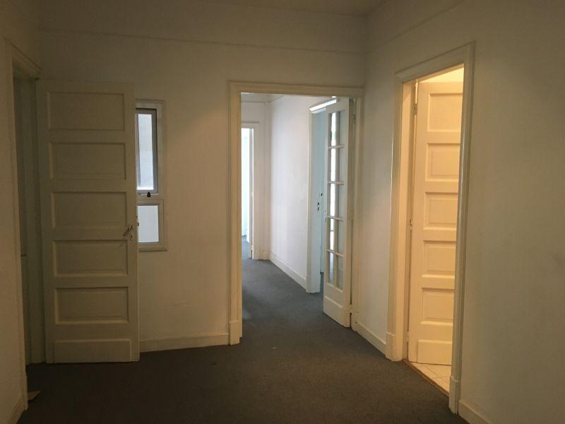 Oficina en Alquiler · 80 m² · Microcentro 2