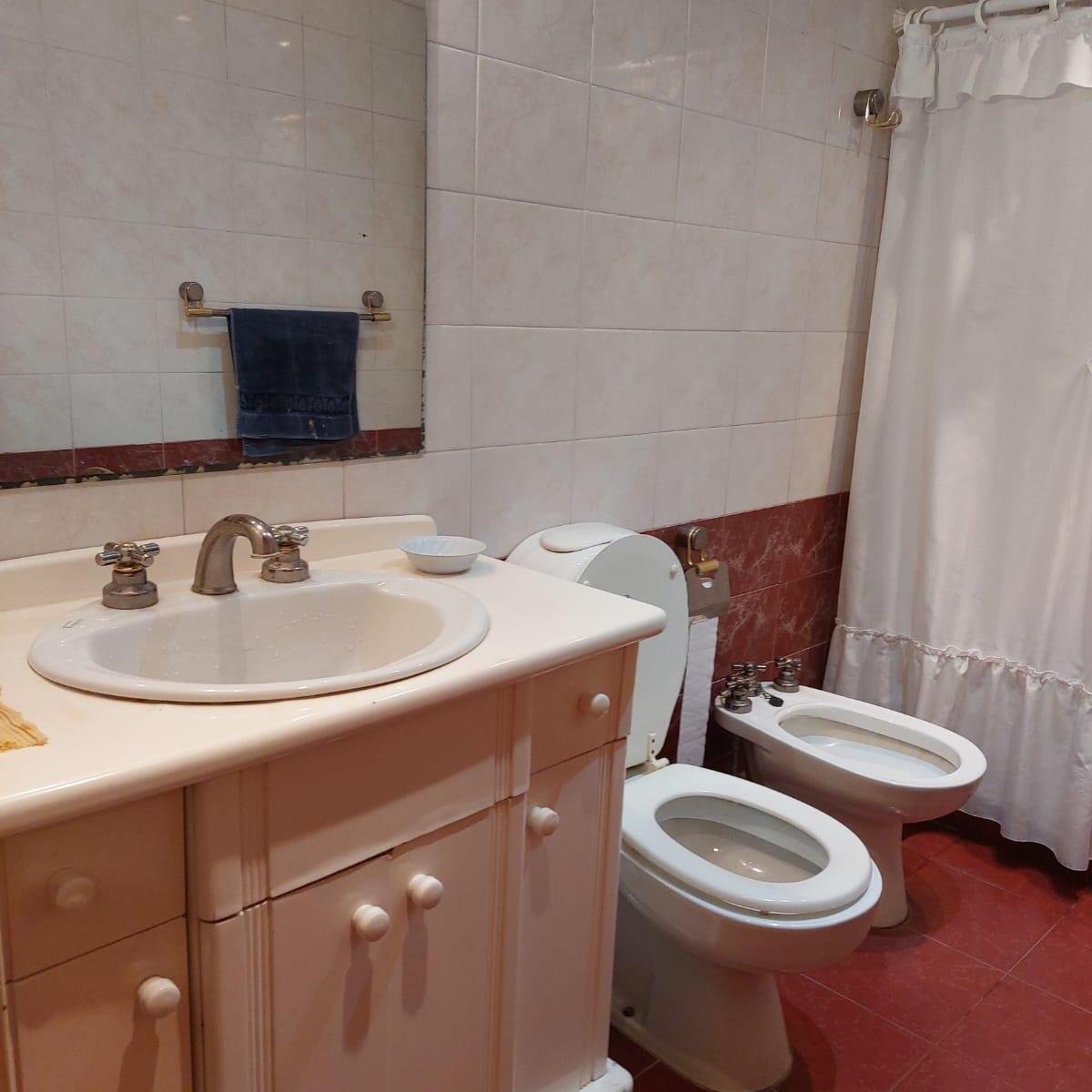 F. D. Roosevelt 2600. 5amb. 152 m². Cochera Usd 390.000. - 3