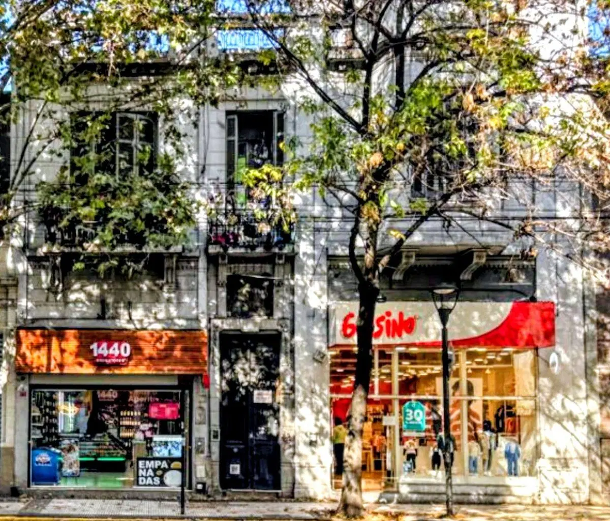 Venta Terreno Corrientes 4116, Almagro. Entre Acuña de Figueroa y Gascón..419m2 Totales. 1