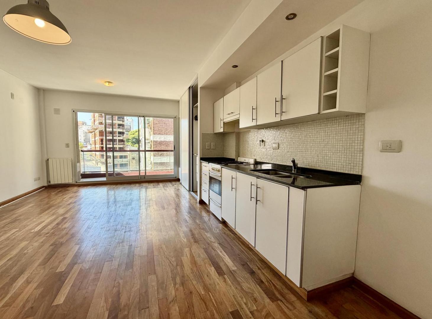 Foto de Amplio mono ambiente con gran balcón y amenities en Palermo, imagen 1