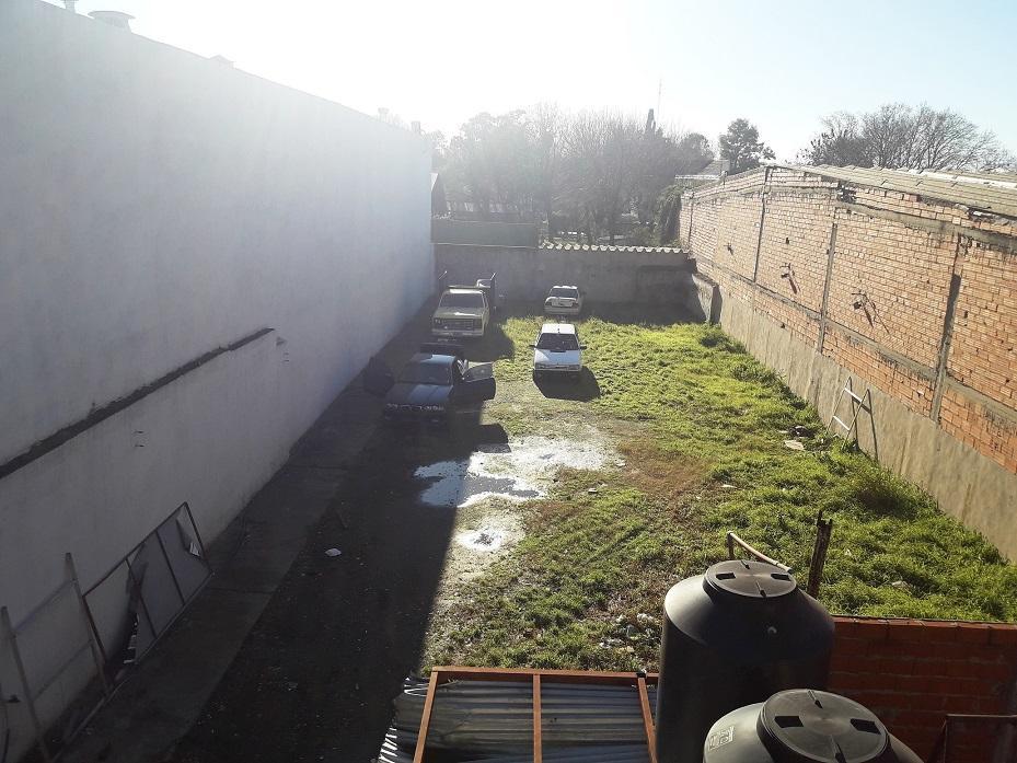 CASA LOTE PROPIEDAD COMERCIAL EN ADROGUE