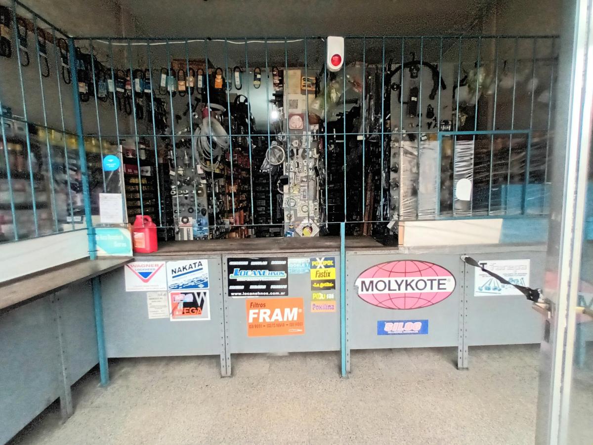 Foto de Local Deposito con Terreno en venta Lomas de Zamora, imagen 4