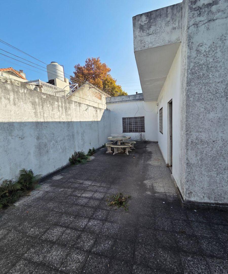 Casa Lote en Venta en Banfield
