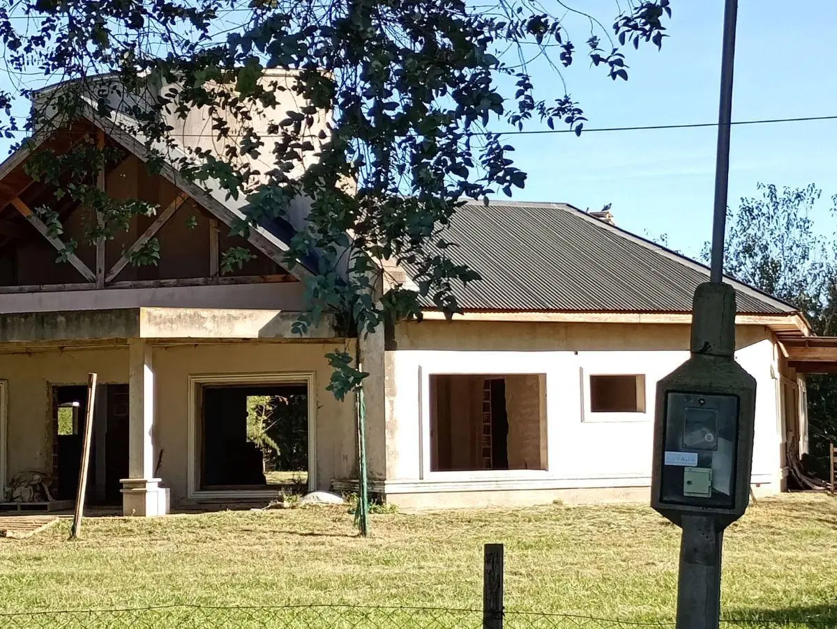 Chalet a terminar en venta en Campos de Roca 3