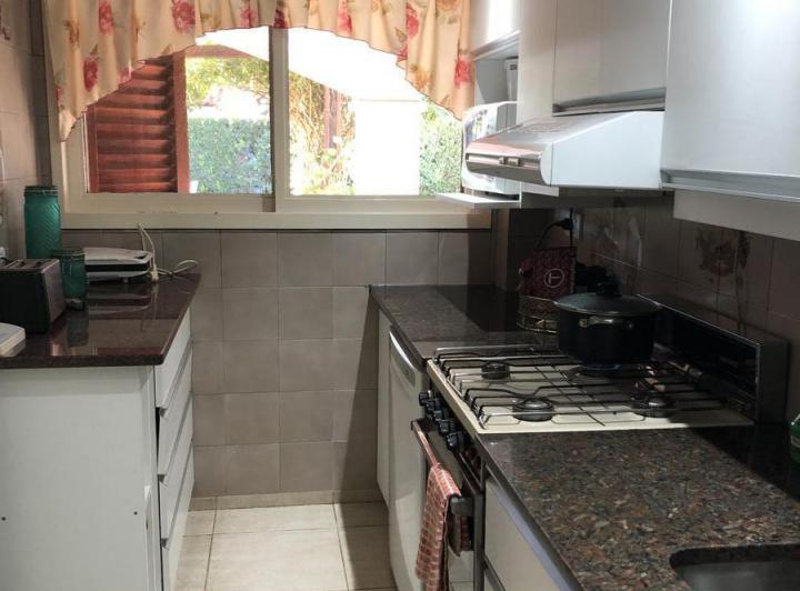 Foto de Casa - Alquiler Temporal Casa 5 Ambientes con Dependencia, Parrilla y Piscina, imagen 4
