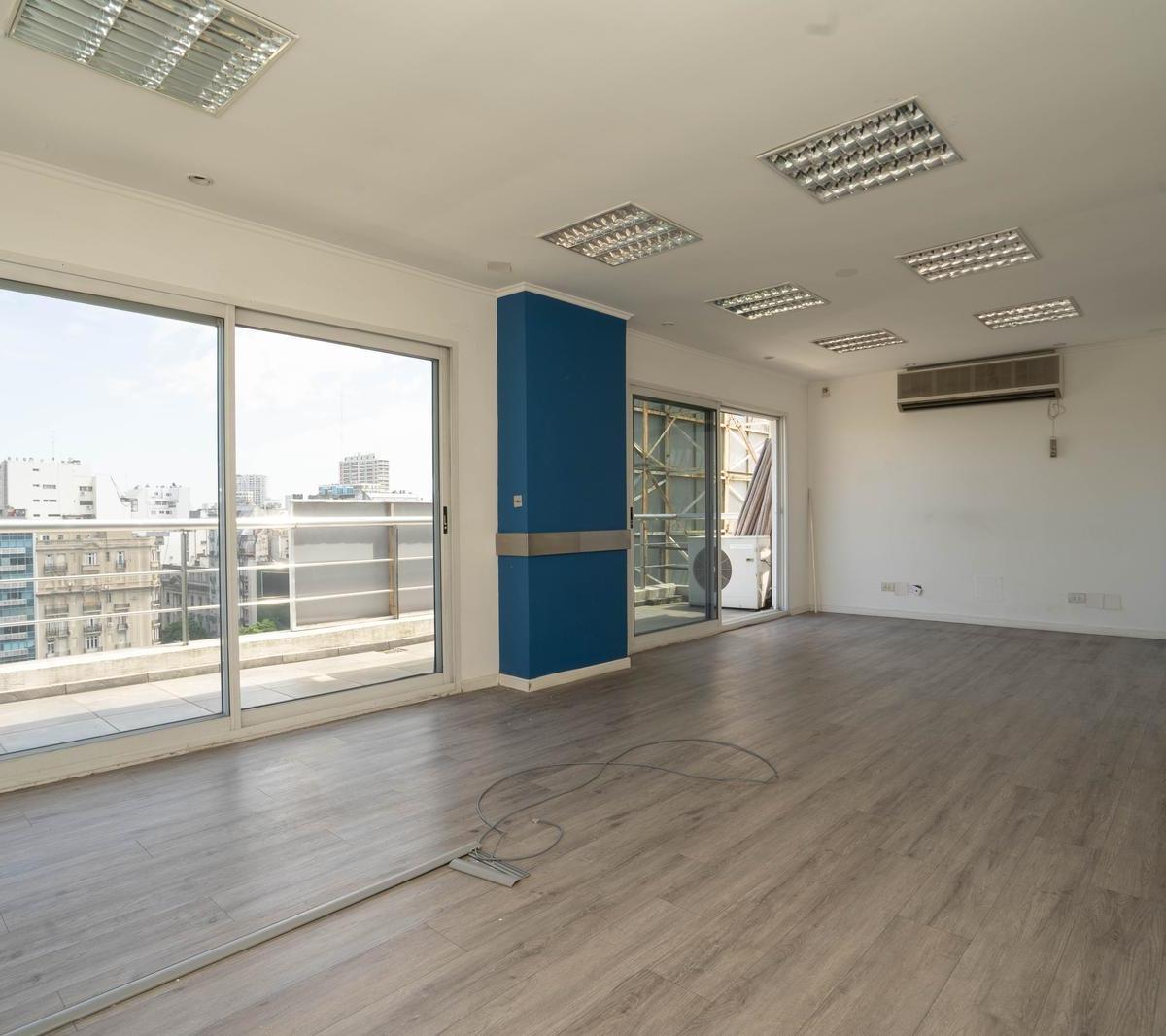 Oficina en Excelentes Propiedad Para Oficina o Vivienda 1