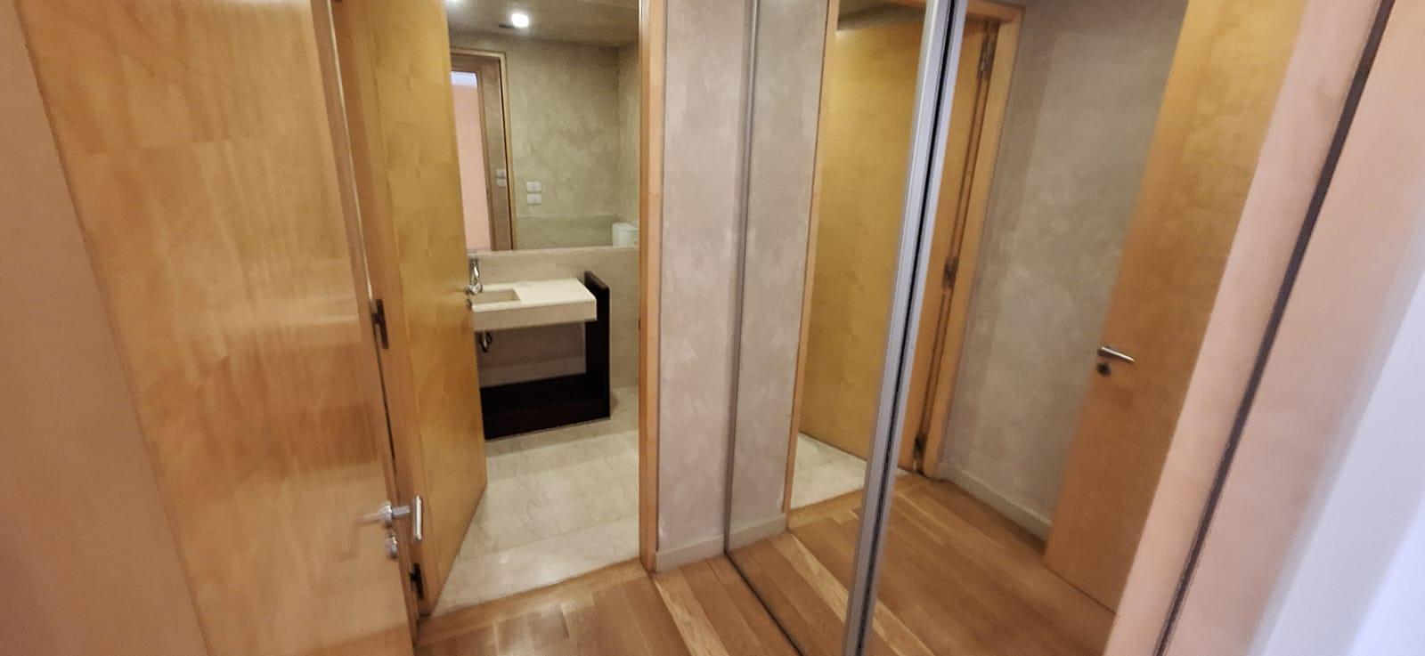 Foto de VENTA DE 5 AMBIENTES c/3 COCHERAS (opcionales), Y BAULERA - MADERO, imagen 5