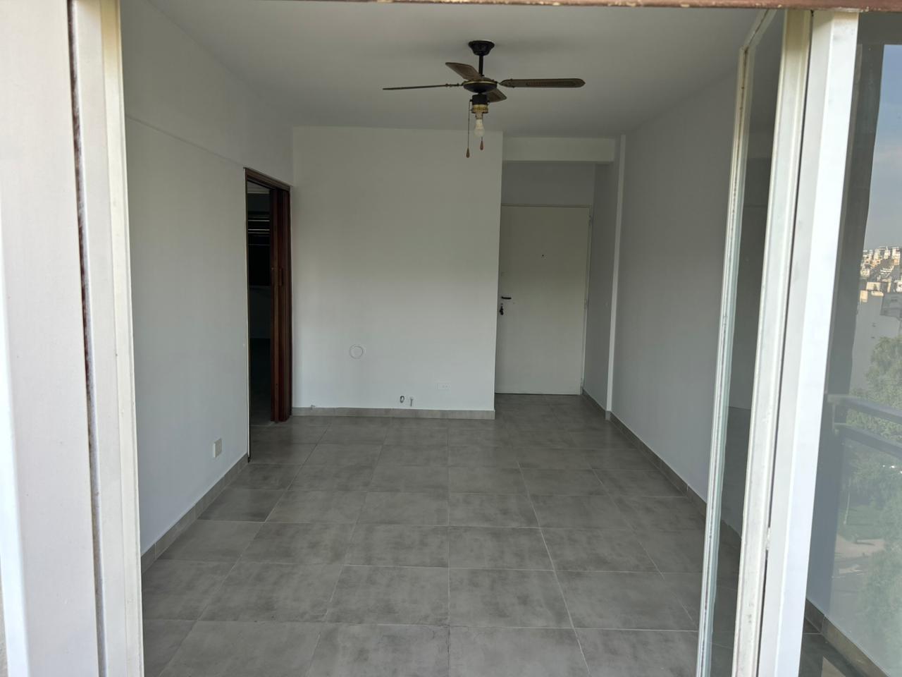 Departamento de tres ambientes en VENTA en la zona de Balvanera