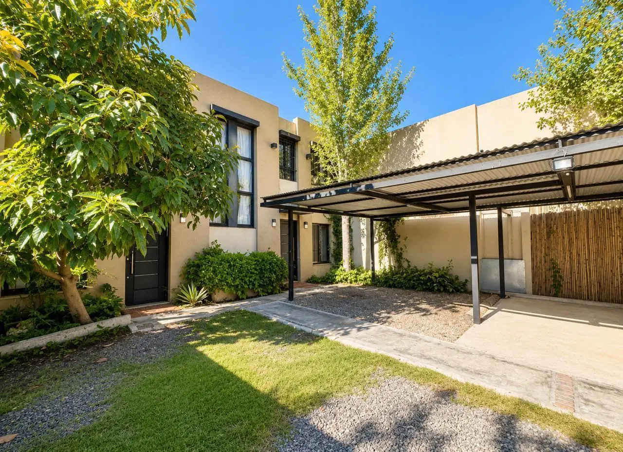 VENTRA DE DÚPLEX 3 AMBIENTES CON COCHERA Y PATIO - ITUZAINGÓ 3