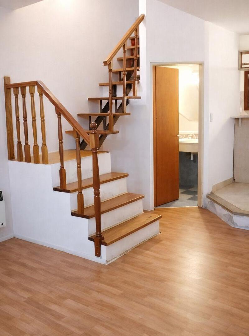 Foto de VENTA DE TRIPLEX 4 AMBIENTES c/COCHERA - SAN MIGUEL - APTO p/CREDITO, imagen 3