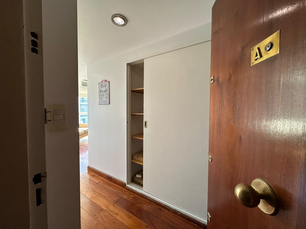 Foto de ALQUILER 3 AMBIENTES AMOBLADO CON COCHERA – OLIVOS, imagen 1