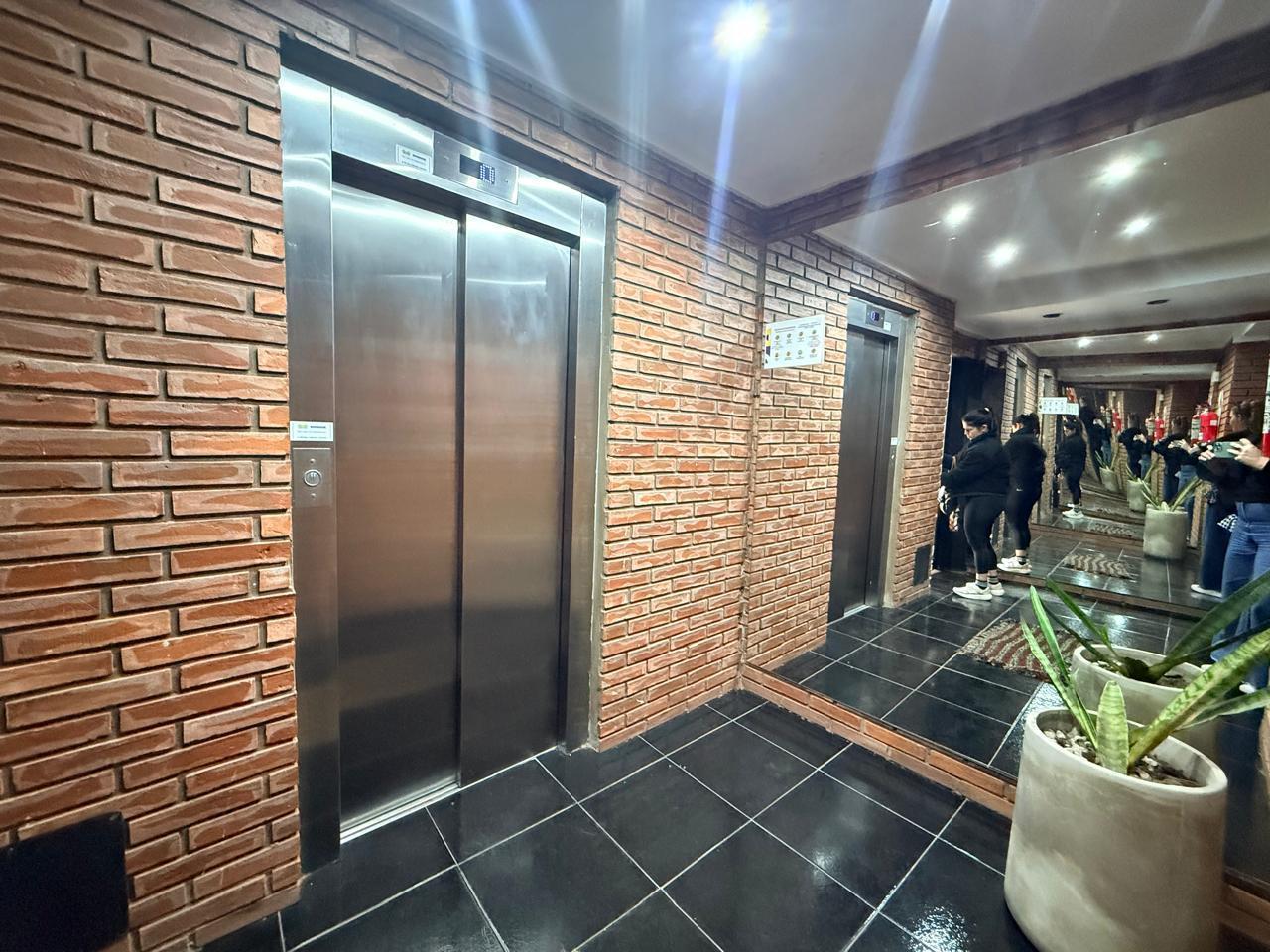 Foto de VENTA DE DEPARTAMENTO MONOAMBIENRTES c/COCHERA (opcional) / MORON NORTE, imagen 5
