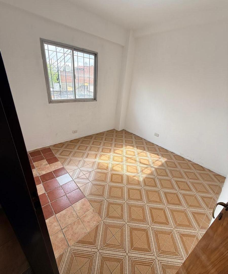 Foto de ALQUILER DE DEPARTAMENTO 2 AMBIENTES / R.MEJIA, imagen 4