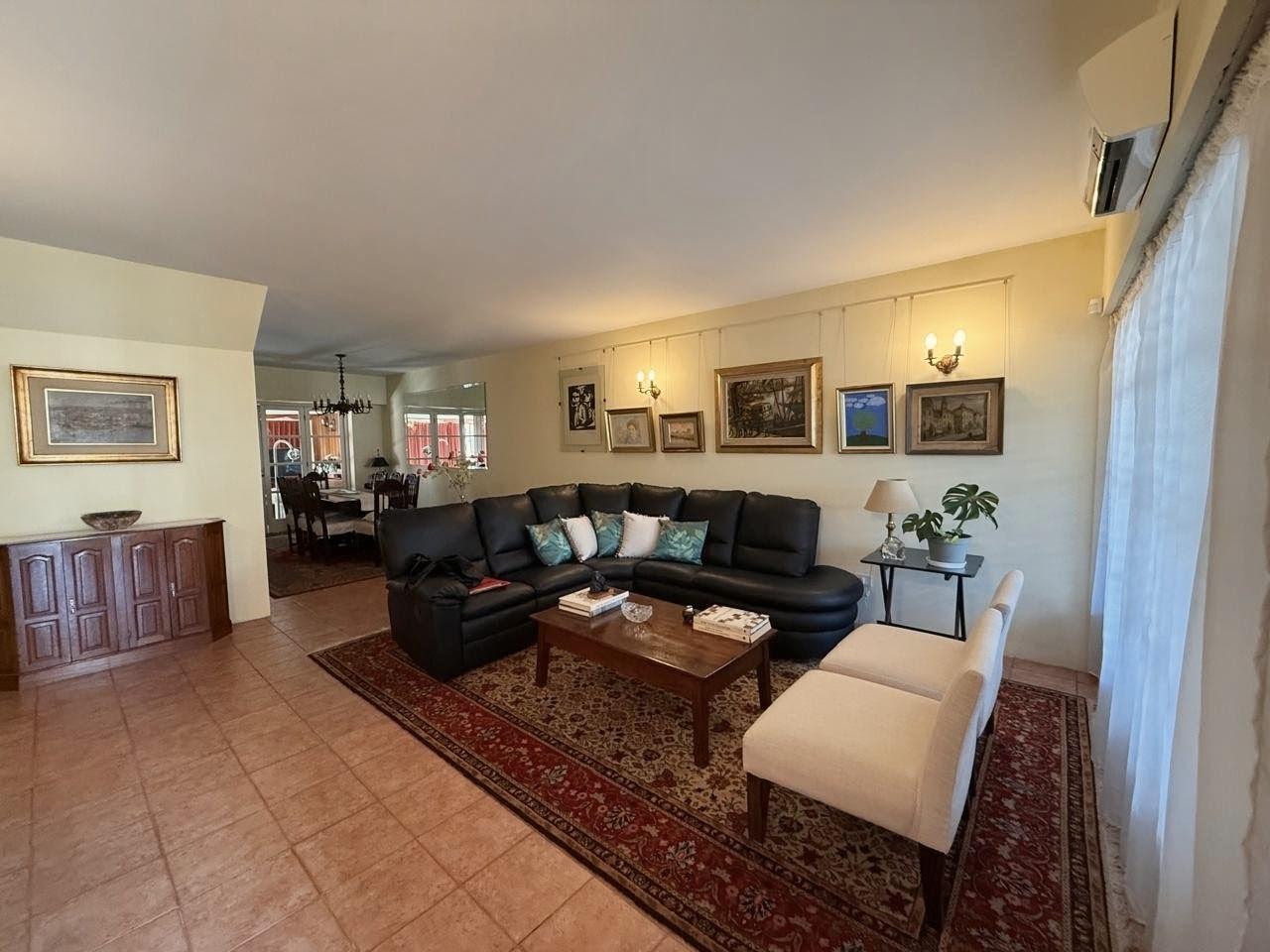 Foto de Casa en venta en Martínez 4 dormitorios con 3 cocheras Piscina, jardín, imagen 5