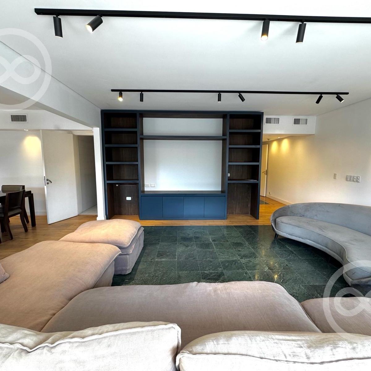 Venta Departamento Tres Dorm. Dos Cocheras 3