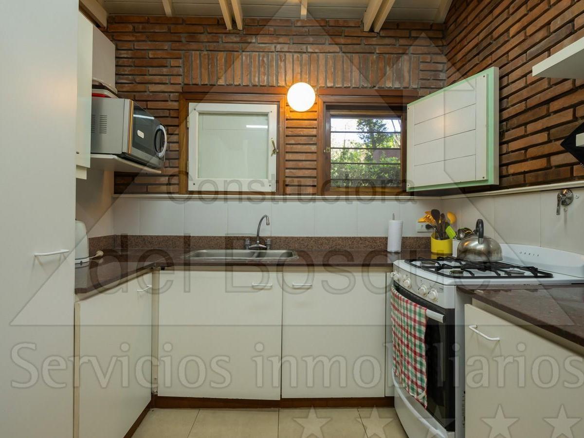 Chalet de Una Planta, en Una Zona Tranquila y Cercana Al Tennis Ranch (Cod - 59) 4