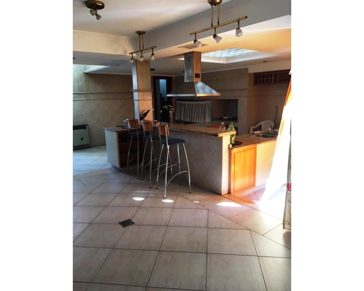 Alberdi - Casa 4 Dorm., Piscina, Quincho 1