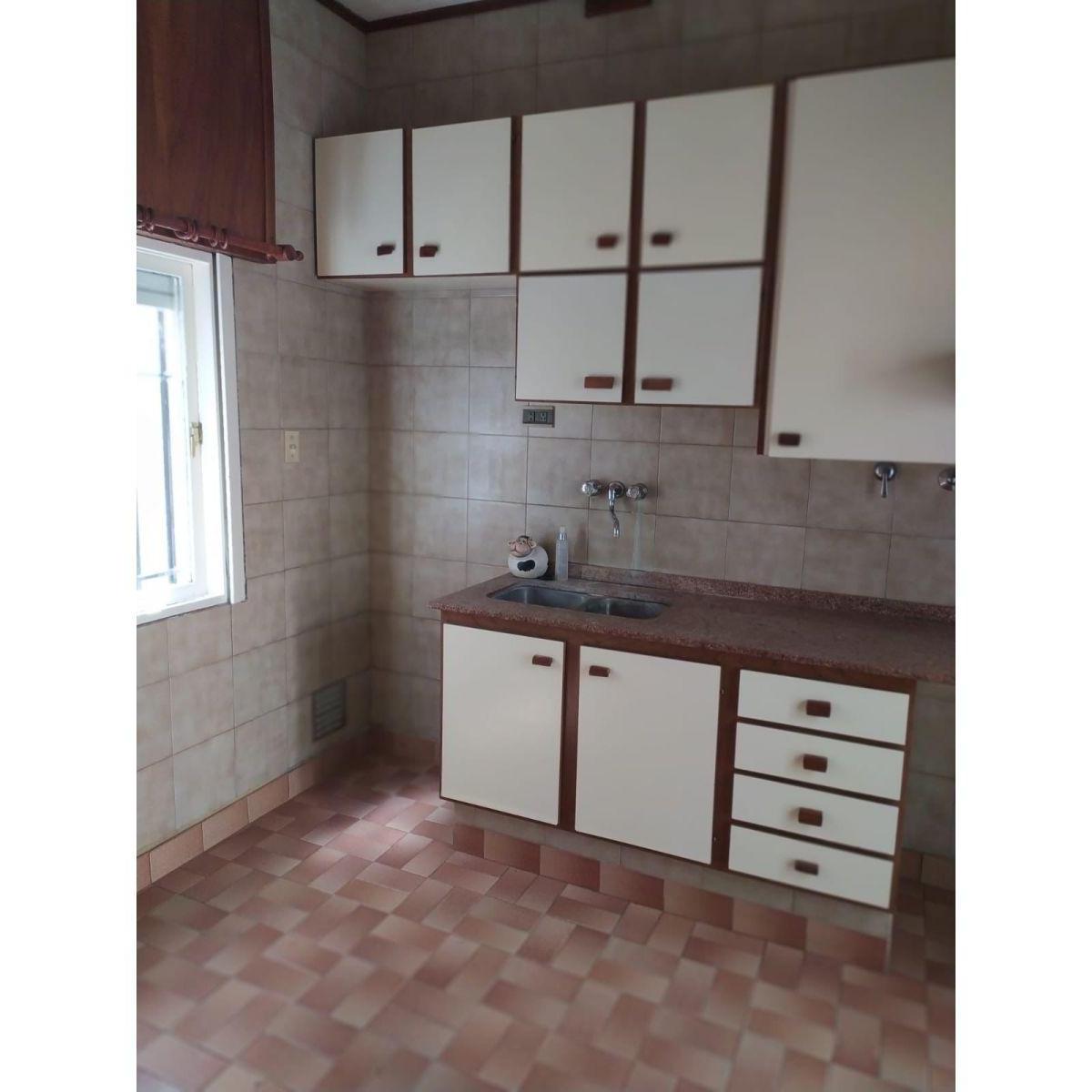 Foto de Casa 3 dormitorios con pileta. Arroyo Seco, imagen 4