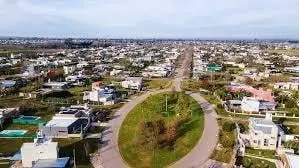 VENTA- Lote 711m2 - Las Tardes, Punta Chacra, Roldán. 4