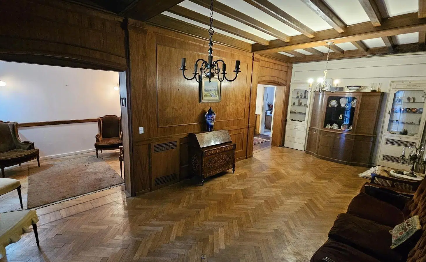 Venta casa de gran categoría en zona céntrica Maipú 1374 5