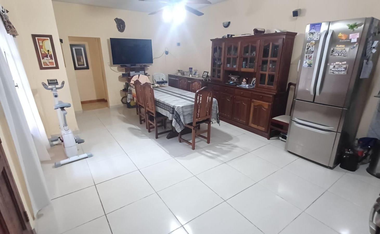 Foto de Venta Casa en Saladillo 3 dormitorios y cochera, imagen 5