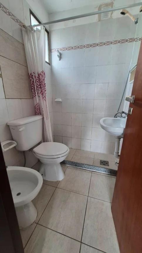 Foto de Departamento monoambiente al contrafrente con balcón en venta | Laprida, imagen 5
