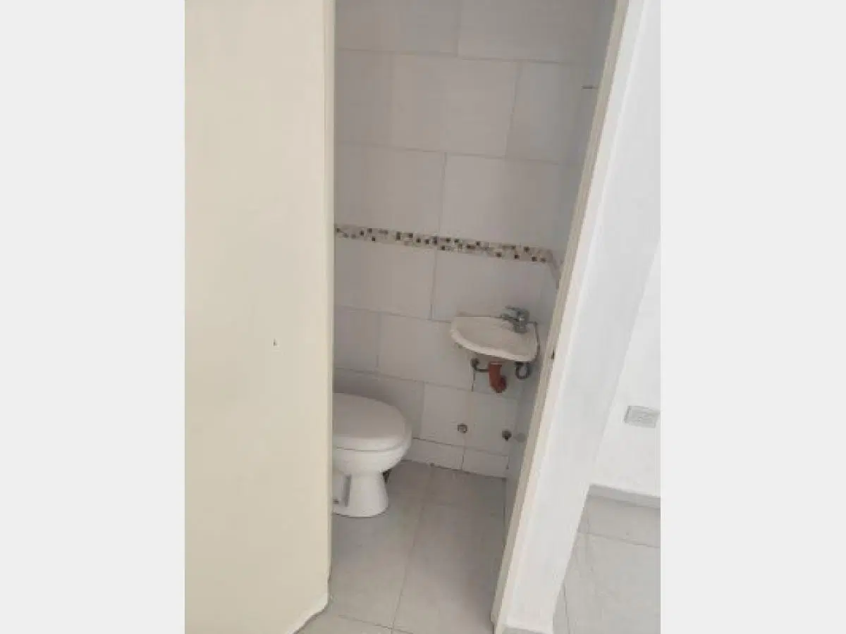 Duplex en Alquiler en Moron 4