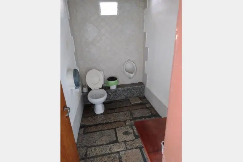 Casa en Alquiler en Villa Luzuriaga 4