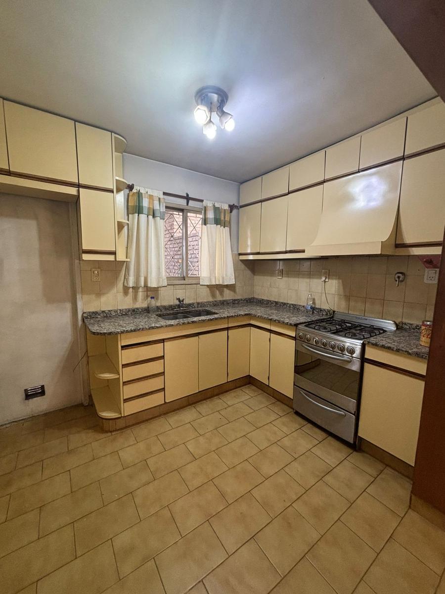GALPON CON TALLER MECANICO EQUIPADO CASA DE 4 AMBIENTES