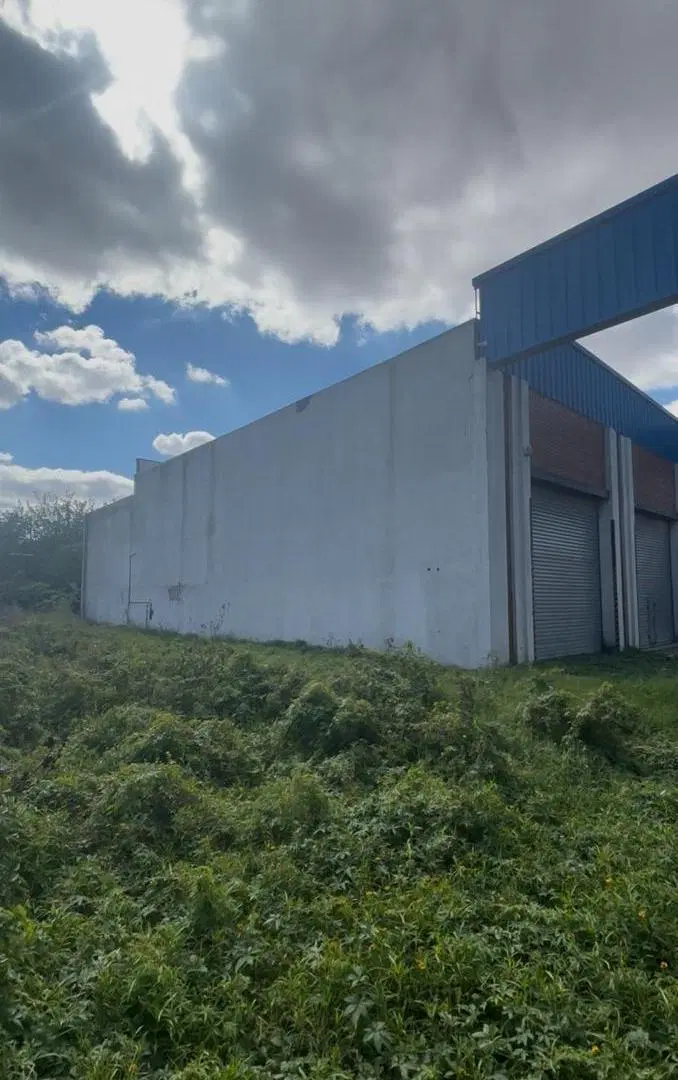 VENTA DE 2 LOTES JUNTOS EN FORMA DE L EN TOTAL 679MTS2 6