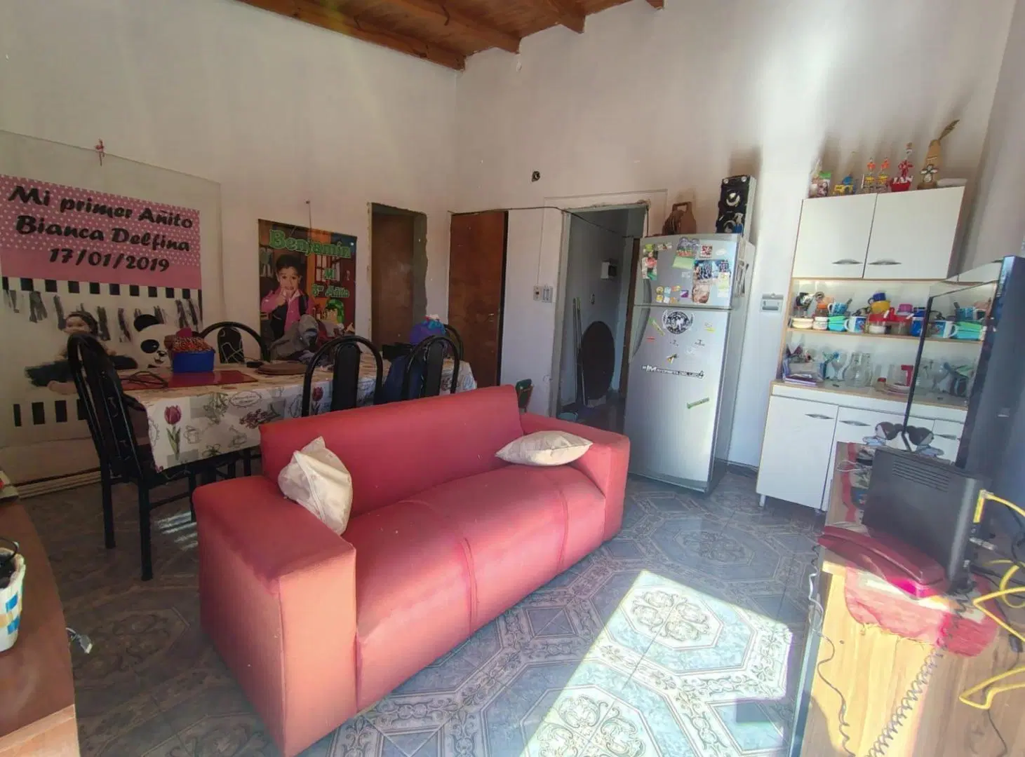 CASA DE 3 DORMITORIOS + LOCAL + 4 DEPTOS MONOAMBIENTES 4
