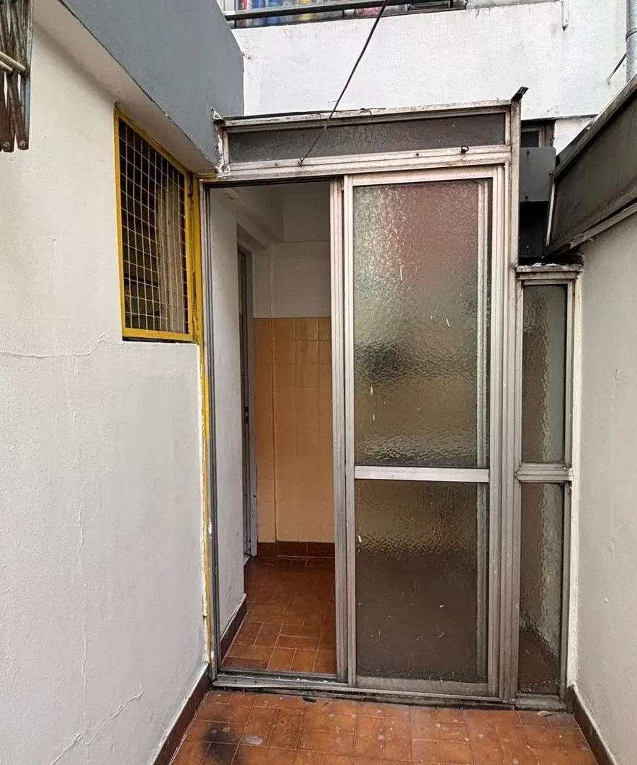 ALQUILER DE DEPARTAMENTO DE 3 AMBIENTES CENTRICO, CON BALCON Y PATIO 3