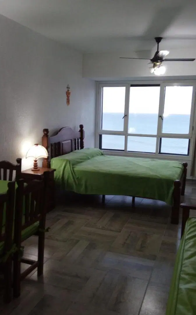 DEPARTAMENTO MONOAMBIENTE COMPLETAMENTE AMOBLADO CON VISTA AL MAR 3