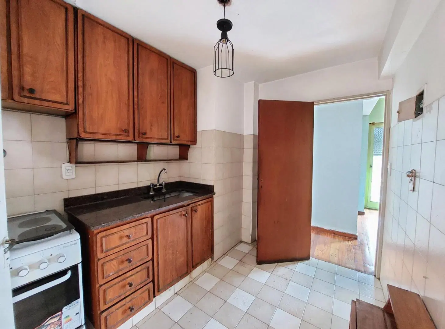 DEPARTAMENTO DE 3 AMBIENTES CON BALCON Y PATIO EN PLENO CENTRO DE RAMOS MEJIA ( NORTE) Y A 2 CUADRAS 5