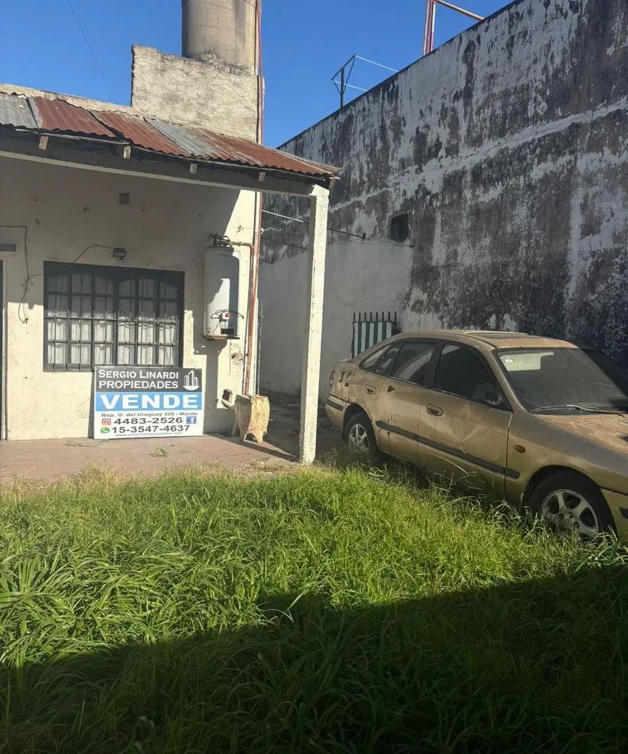 CASA DE 3 AMBIENTES A RECICLAR CON ENTRADA DE AUTO EN MORON SUR 5