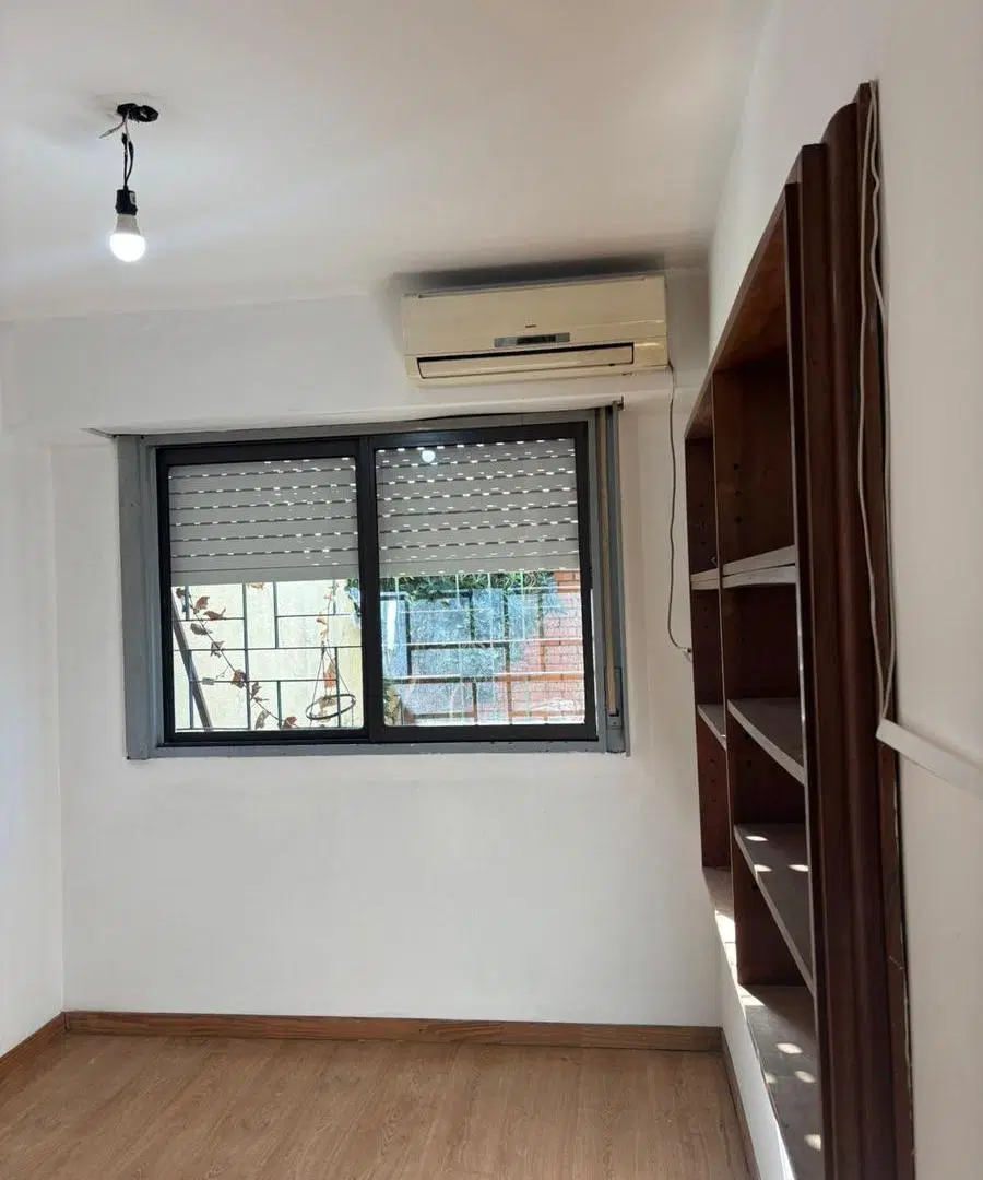 CASA DE 3 DORMITORIOS CON PATIO PARRILLA Y GARAGE 5