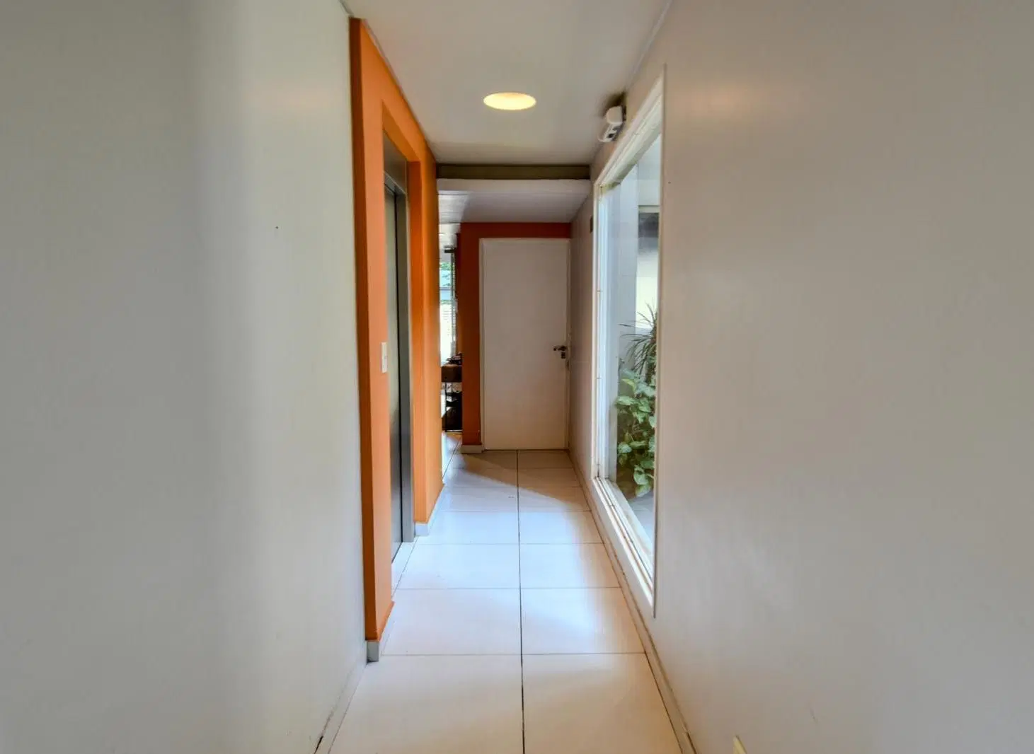DEPARTAMENTO DE 3 AMBIENTES CON 2 BAÑOS Y COCHERA EN EL CENTRO DE MORON 4